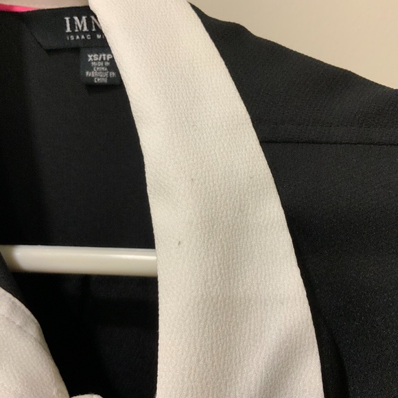 IMNYC Isaac Mizrahi Black Buttoned Blouse Shirt with White Collar and Cuffs - Picture 9 of 10
